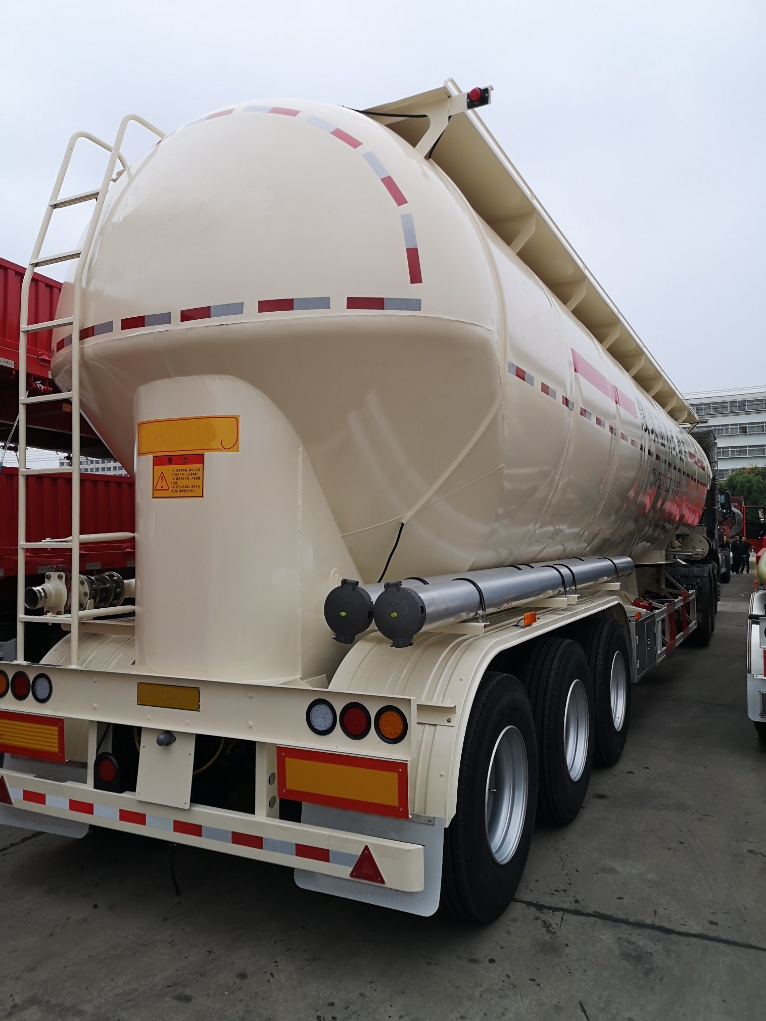 42cbm 3 Axles Bulk Powder Transport/Powder Tanker Semi Trailer
