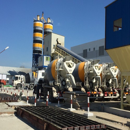 Sinotruk 4*2 HOWO Concrete Mixer Truck