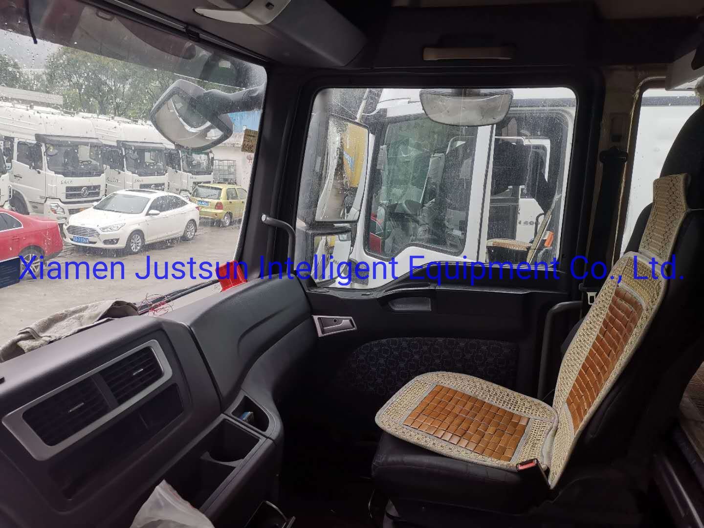 Truck Tracktor with Sitrak Brand