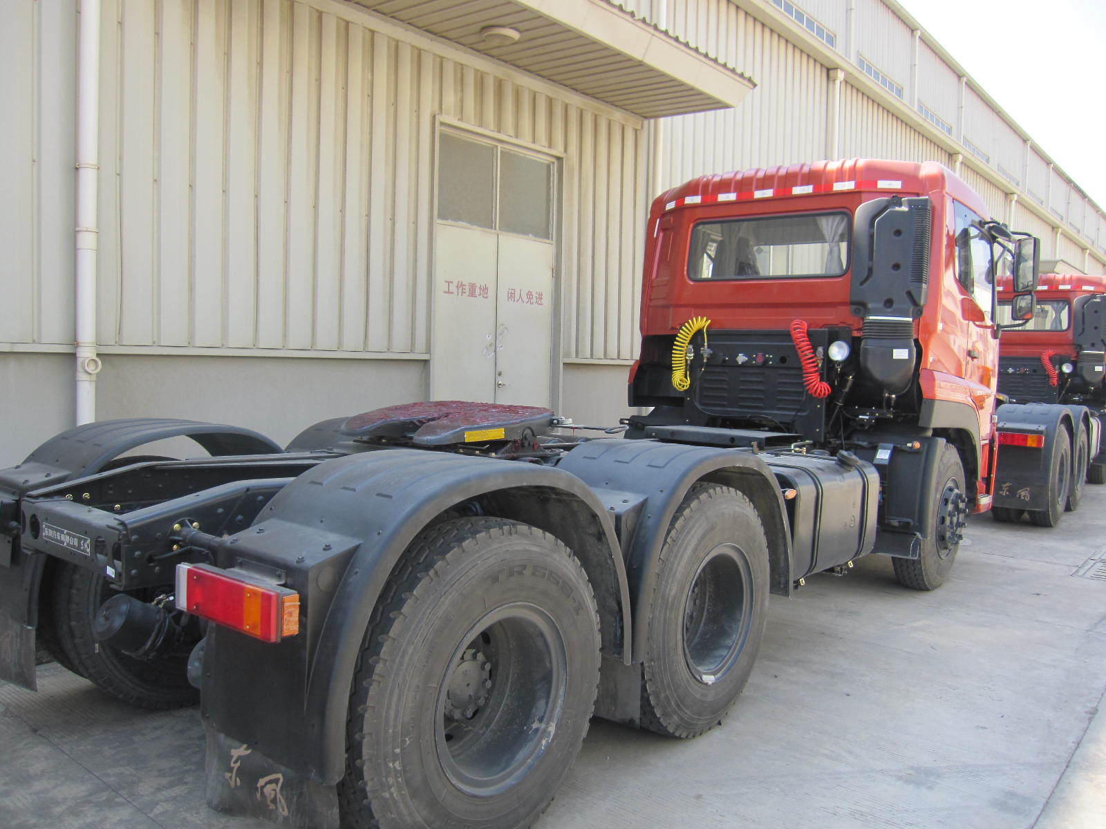 Sinotruk HOWO 6X4 Heavy Truck Tractor