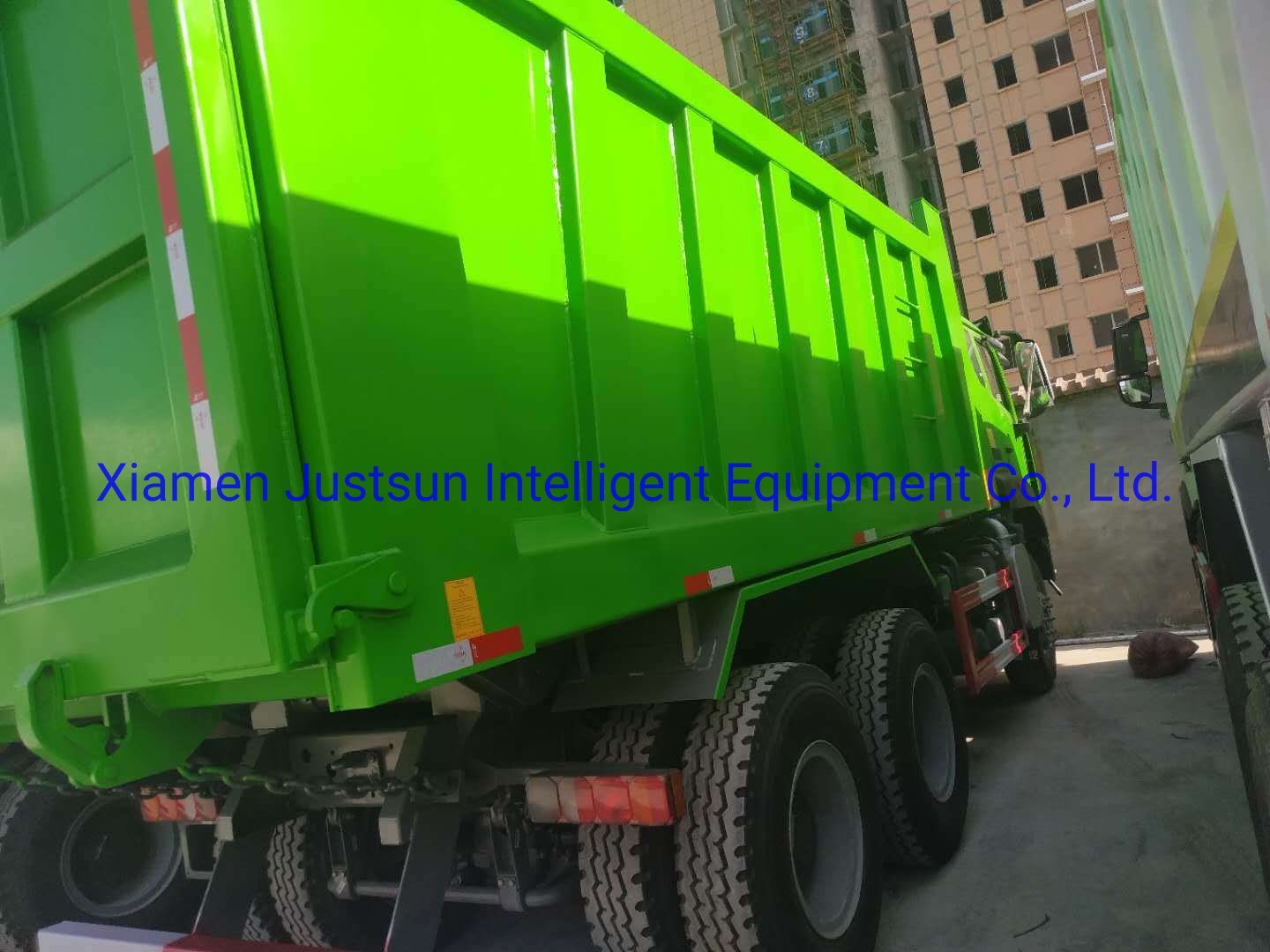 Sinotruk N7 Dump Truck with 10 Wheeler